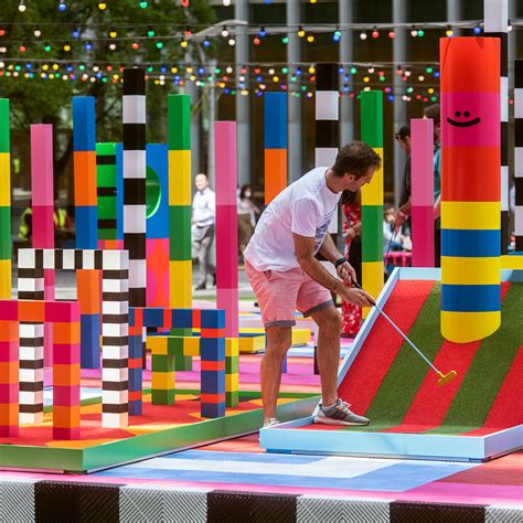 London’s only free minigolf launches at Canary Wharf