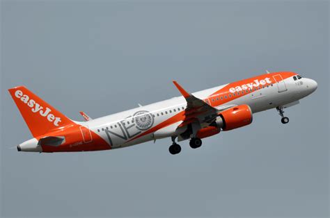 London to Lisbon Flights (LON - LIS) easyJet ️