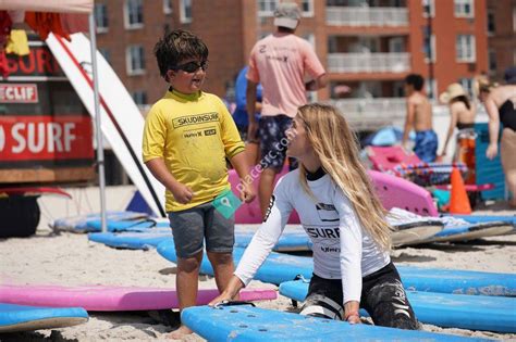 Long Beach Surf Lessons - Skudin Surf