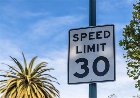Long Beach rolls out lower speed limits