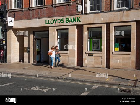 Long Eaton - All Lloyds Bank branches in the United Kingdom