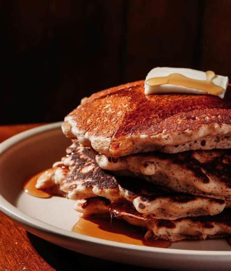 Long table pancakes. CHICAGO, Ill. — Long Table’s 100% heirloom grain pancake and waffle mixes are now available in all 70 Fresh Thyme Market locations spanning the Midwest. … 