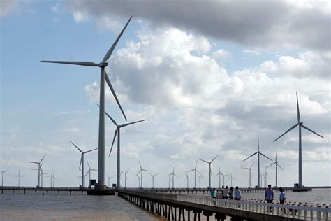 Long-awaited Vietnam energy plan aims to boost renewables, but fossil fuels still in the mix