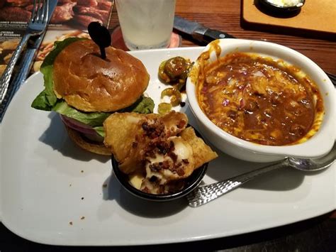  Sweet Potato at LongHorn Steakhouse "I'll start with the good. The sweet potato and macaroni was very good. Service was good. That's all that was good. Now for the bad. The bread was meh at best. It had very little flavor. The only thing… . 