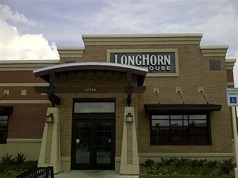 Longhorn steakhouse sugar land. Find steaks grilled to perfection at your Sugar Land, Texas LongHorn Steakhouse. At your restaurant located near Southwest Freeway and adjacent to Best Buy, you can experience expertly grilled Texas BBQ Beef Brisket uniquely seasoned in our secret signature spice blend, ice-cold beer and beverages, freshly baked honey wheat bread, hand-chopped salad, seasonal sides, and signature desserts. 