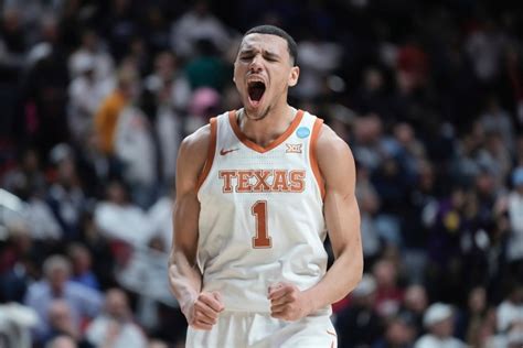 Longhorns forward Dylan Disu says he's coming back for another season