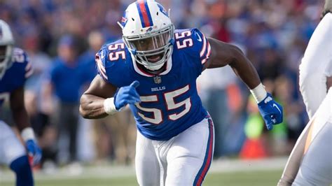 Longtime Bills pass rusher Jerry Hughes signing with Texans, per …