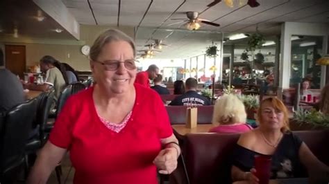 Longtime server at Miami diner grapples with streak of bad luck