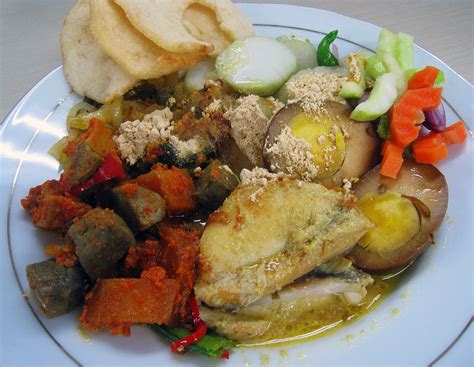 Lontong cap go meh - Wikipedia