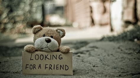 Looking for friends. Friends can also: Help you cope with traumas, such as divorce, serious illness, job loss or the death of a loved one. Encourage you to change or avoid unhealthy lifestyle habits, such as excessive drinking or lack of exercise. Friends also play a significant role in promoting your overall health. 