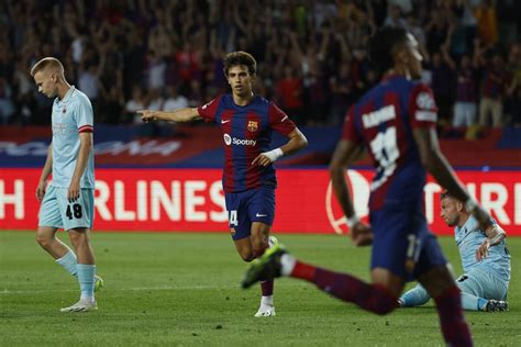 Looking to avoid another early exit, Barcelona opens Champions League with 5-0 rout of Antwerp