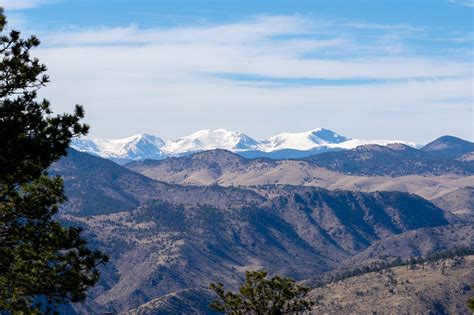 Lookout mountain trail colorado.  Discover this 4.  Less Searching, More Finding With Getty I...