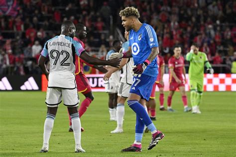 Loons’ dance party in St. Louis a show of their collective spirit this season