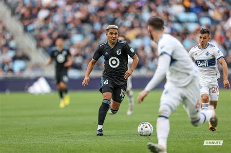 Loons star Emanuel Reynoso ends holdout, returns to Minnesota