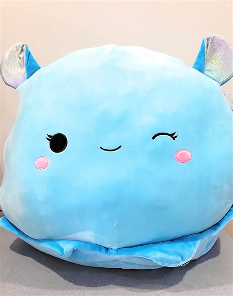 r/squishmallow • I saw a post that someone didn’t like the food squishes. That made me so sad. Recently for my bday I got this 20in Pep, I think he is so cute and makes me so happy!!. 