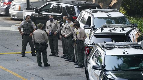 Los Angeles County sheriff's deputy killed in ambush shooting