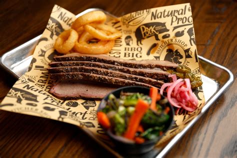 Los Gatos: Checking out The Cats’ new barbecue menu, new look