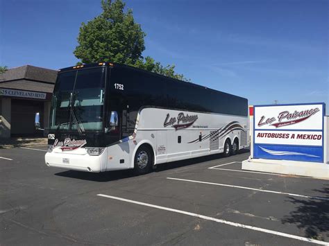 Los paisanos autobuses. Los Paisanos Autobuses, INC. We’re a multi-bus small team, focused on transporting passengers across the United States and Mexico for their workplaces, entertainment and home. We have been in business for over 15 years providing top notch service. 