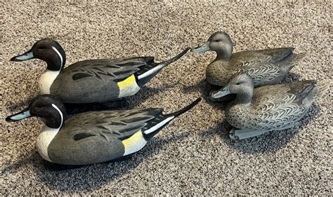 Lot Of 2 AVERY GREENHEAD GEAR GHG LIFE-SIZE DUCK DECOYS