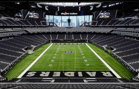 Mar 2, 2024 ... Jeanette Thompson chats with the NFL Trainer of the Year, the Raiders Head Athletic Trainer H. Rod Martin ... Allegiant Stadium · Raiderettes .... 