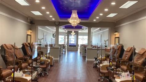 Lotus Nails & Spa - Intoxicating Spa Experience! Located in the city of Carrollton, GA 30117, Lotus Nails & Spa is a professional beauty boutique that offers pampering nail and spa services, where you can prettify yourselves and recharge your batteries. nail salon in Carrollton, GA 30117 | nail salon GA 30117. 