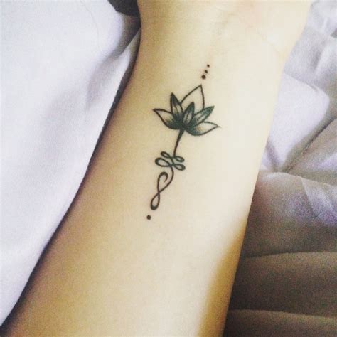 Lotus tattoo with unalome Unalome tattoo, Mini tattoos, Tattoos