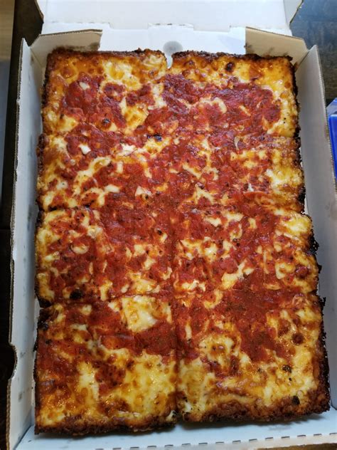 Loui pizza. View the Menu of Louies Pizza Express in 25750 Joy Rd, Redford, MI. Share it with friends or find your next meal. Known for the best pizza in town! 
