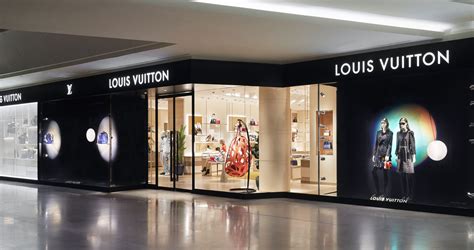 Louis Vuitton is latest high-end store to open in downtown Walnut Creek