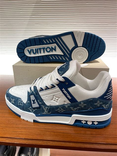 Louis vuitton sneakers