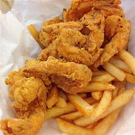 Louisiana fried chicken and seafood. 8 pieces mixed chicken, 4 piece cat fish and 8 pieces shrimp. Includes 1 large side and 3 rolls. 
