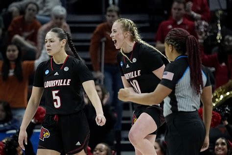Louisville’s Van Lith relishes March Madness back home