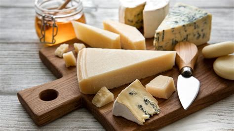 Love dairy? The University of Wisconsin-Madison seeks a paid cheese taste tester