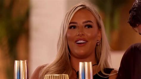 Love Island S10E04 - video Dailymotion ... Font. 