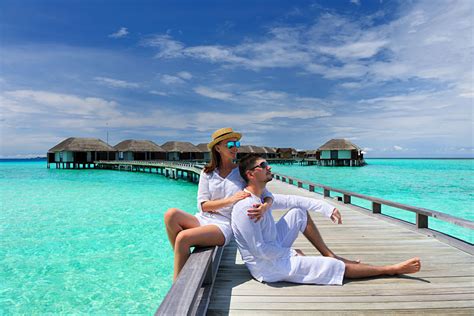 Full Download Love And Romance  Romantic Getaways And Honeymoons To Mauritius And The Maldives  With Travel Tips And Romanitic Tips By Kerry Amisse