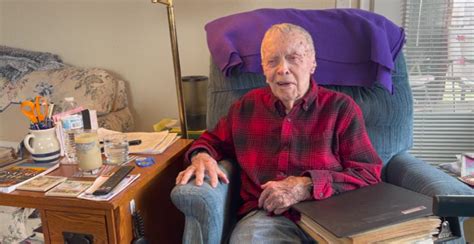 Loveland WWII bomber pilot named Hero of the Month