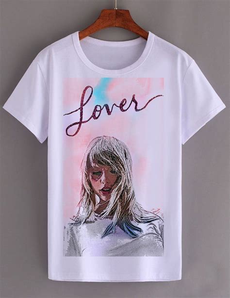 Lover shirt taylor swift. Even Swift herself acknowledged the "Starbucks lovers" lyric on Valentine's Day of this year. To which Starbucks responded: But now, months later, it seems Swift's own family is on Team "Starbucks ... 