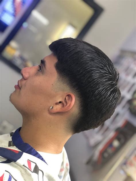 Low fade edgar. A low taper Edgar reduce is a fashionable males’s coiffure characterised by a low fade on the sides that step by step tapers all the way down to the neckline. The high is longer, with textured layers styled to create a disconnected look. 