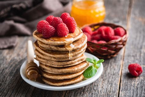 Low fat breakfast. May 10, 2023 ... What should I eat for breakfast for weight loss? · Turkish eggs · Chilaquiles Rojos · Blueberry pancakes · Protein bread · Egg w... 