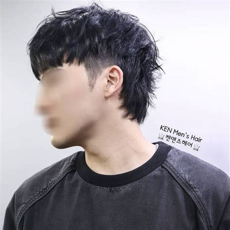6. Low Taper Asian Source: @zoblends via Insta. Asian hair textures tend to be thick and upright-growing. The low taper permits short sides while allowing length and volume on top for modern styles with texture and flow. Key characteristics: Gradual shortening suits thick Asian hair; Allows height and volume on top; Pairs well with textured ...