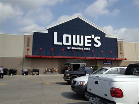 Working on a project? We know that's why you're here. And when it comes to home improvement in Aransas Pass, TX, your community Lowe's is the place to go. Whether it's for a fresh paint job, relaxing patio layout or new appliance, we'll help you find what you need. . 