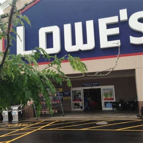 Reviews from Lowe's Home Improvement employees in Morganton, 