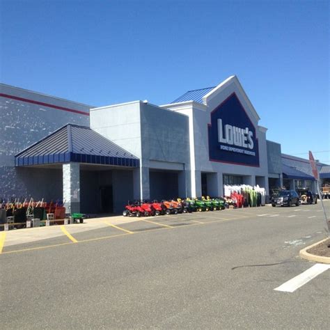 Lowe's Xenia, OH. At this moment, Lowe's operates 7 stores near Xenia, Ohio. The list of Lowe's branches close by can be viewed below. ... 6300 Wilmington Pike ...