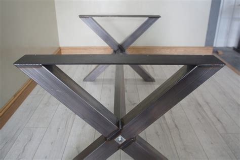Metal Table Legs: Premium steel table legs with X-frame style, strong and durable for long time usage; Features strong load-bearing capacity, able to support tables weighs up to 1000kg/2204lbs; Predrilled holes designed for easy and quick installation; Ideal for coffee tables, side tables, desks, end tables, etc; Thick steel material; Large ... . 