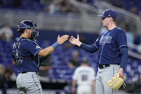 Lowe and Arozarena help surging Tampa Bay Rays beat Miami Marlins 3-0 in 10 innings