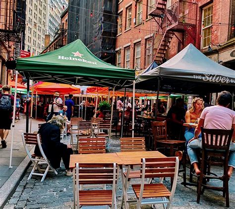 Lower manhattan restaurants. Some of the most famous scientists and mathematicians who worked on the Manhattan Project to develop nuclear warheads were Albert Einstein, Enrico Fermi, Richard Feynman and Niels ... 