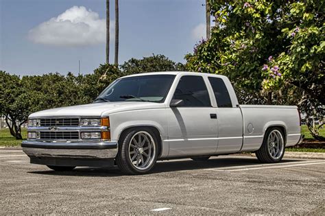 Lowered obs chevy extended cab. Lowered OBS Chevy Also known as “OBS” or old body style, these trucks are affordable, stylish and respond well to engine, drivetrain and chassis upgrades. Most often the trucks with rugged and boxy looks produced in … 