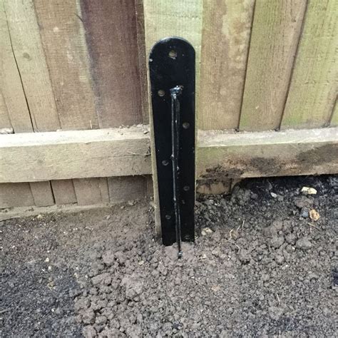 Lowes fence post repair. This Fast 2K expanding composite material can anchor a fence post in only 15 minutes. It uses the same technology applied to set utility poles and is very convenient to carry. A single small bag of Fast 2K replaces 2 big … 