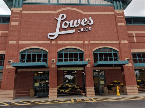 Lowes Foods of Bethlehem located at 9441 NC Highway 127 Hickory NC. We're a surprisingly different kind of grocery store because you can shop hundreds of local favorites, eat delicious foods and enjoy a drink all under the same roof (and all at the same time if you'd like). . 