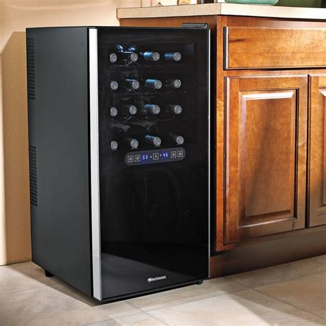 Precision electronic temperature control with LED digital display - set temperature anywhere between 41-61F and the wine cooler will hold it precisely. Holds up to 52 bottles for maximum storage. Store red, white, and sparkling beverages at the appropriate temperature for maximum taste