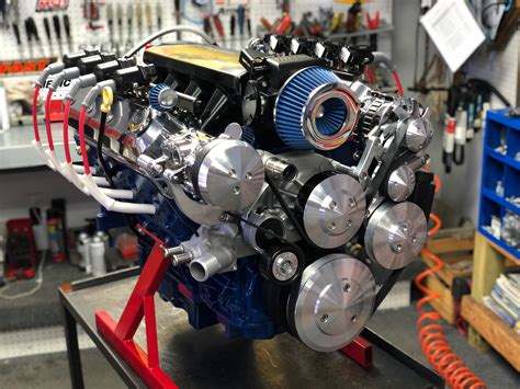 The engine's new peak 540.7hp and 457.0-lb-ft output represented a gain of 1.9 and 4.8 numbers, respectively. The power peak was also raised 200 rpm (from 6,700 to 6,900-7,000 rpm).. 